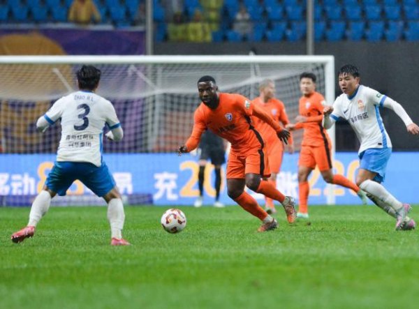 泸深A融通 【中超】恩里克破门内内中柱 玉昆1比0西海岸